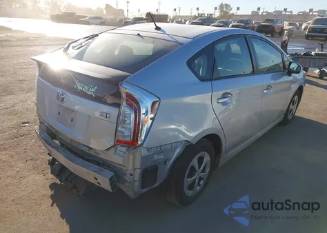 2015 Toyota Prius Two z USA, uszkodzony, nr VIN JTDKN3DU5F1883301